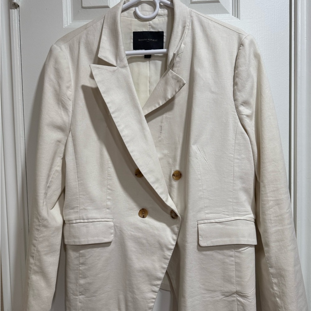 Banana Republic Linen Double-Breasted Ivory Blazer